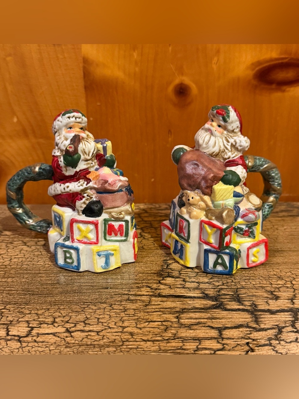 Vtg Porcelain Santas On Merry Christmas Blocks Salt and Pepper Shakers Holiday